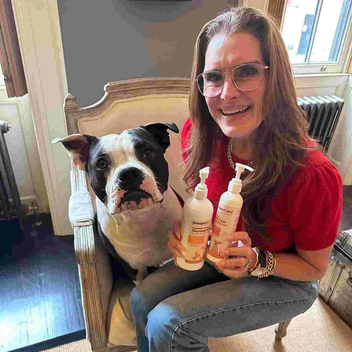 https://AnimalRadio.com/FidoFriendly/BrookeShields1400.jpg