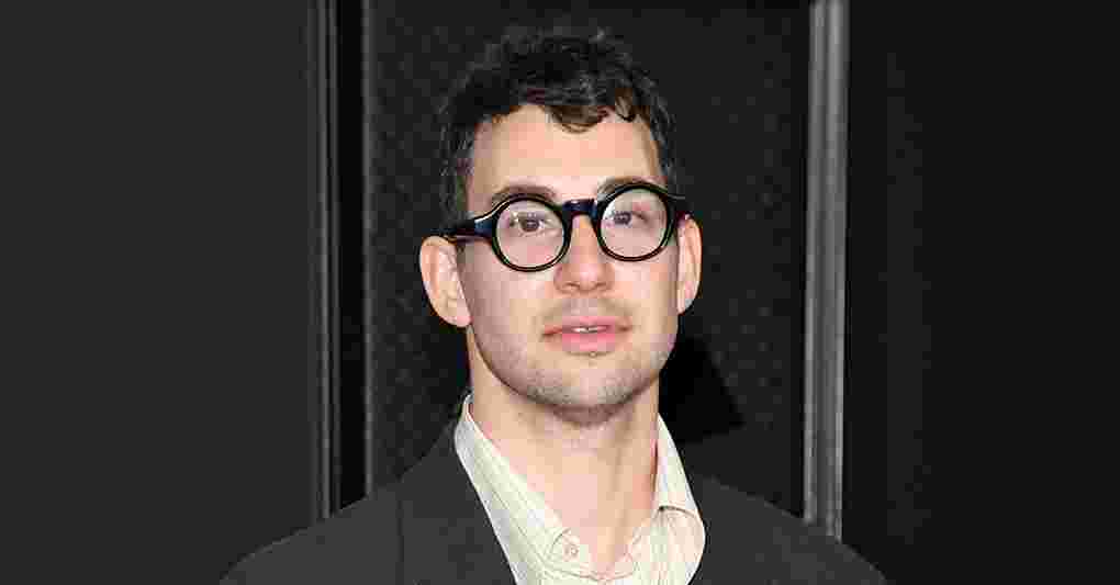 https://i2.res.24o.it/radio24/assets/img/Radio24/_Immagini/2025/06/ansa-120625-jack-antonoff.jpg
