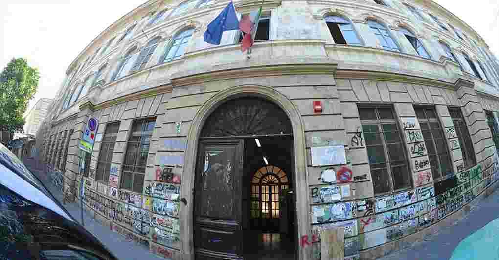 https://i2.res.24o.it/radio24/assets/img/Radio24/_Immagini/2025/11/ansa-051125-liceo-righi-roma.jpg