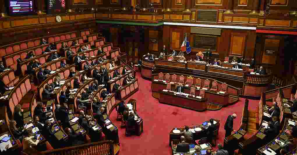 https://i2.res.24o.it/radio24/assets/img/Radio24/_Immagini/2025/11/ansa-171125-emendamenti.jpg