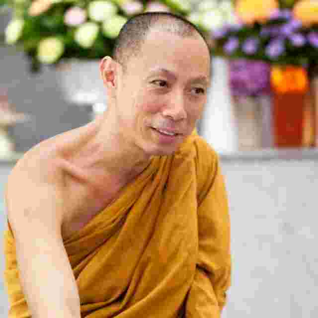 https://static.libsyn.com/p/assets/8/8/b/9/88b9fe44060e6256/Phra_Ajahn_Somchai.jpg