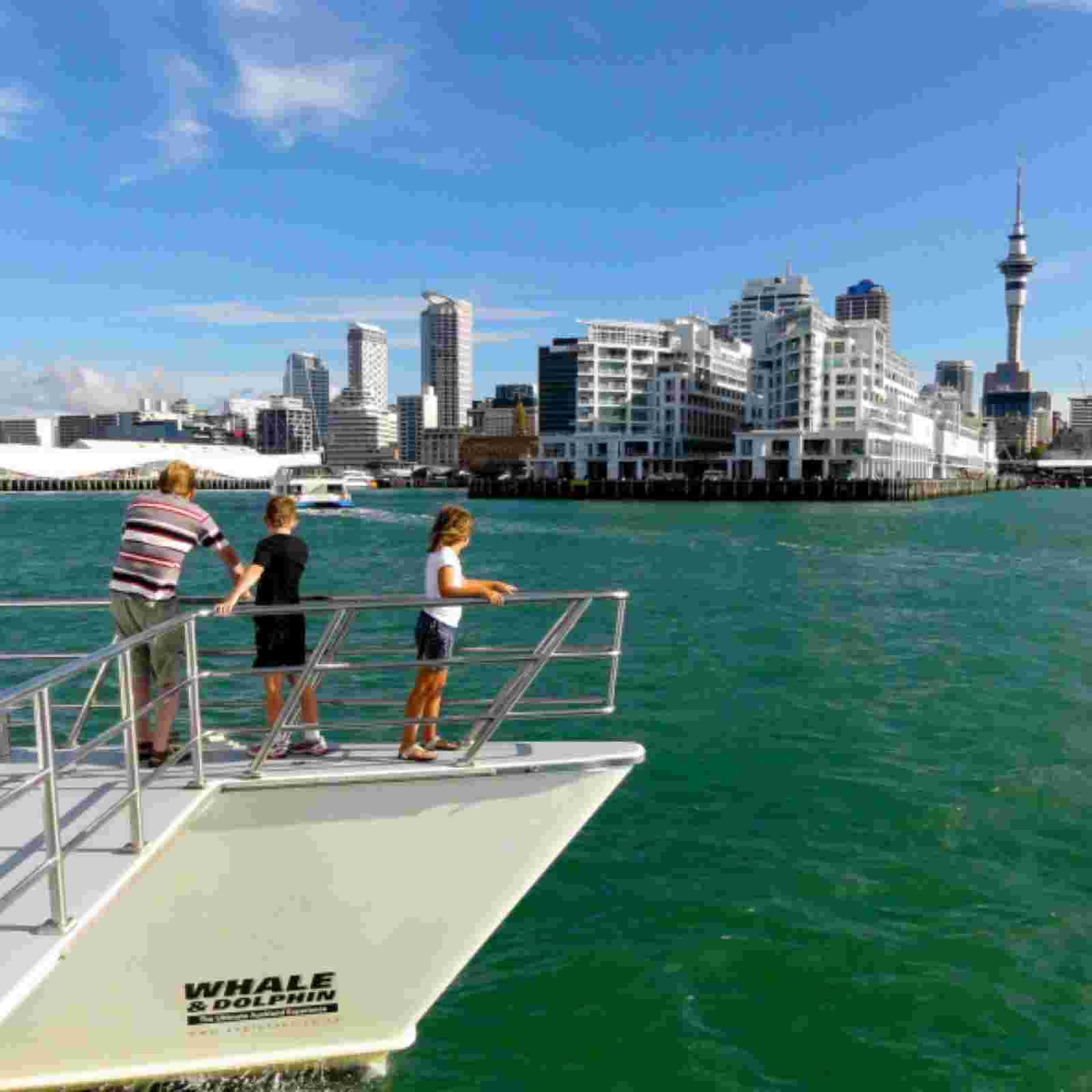 https://static.libsyn.com/p/assets/8/d/3/2/8d32afecb3948824/Auckland_boat_trip_NZ_square.jpg