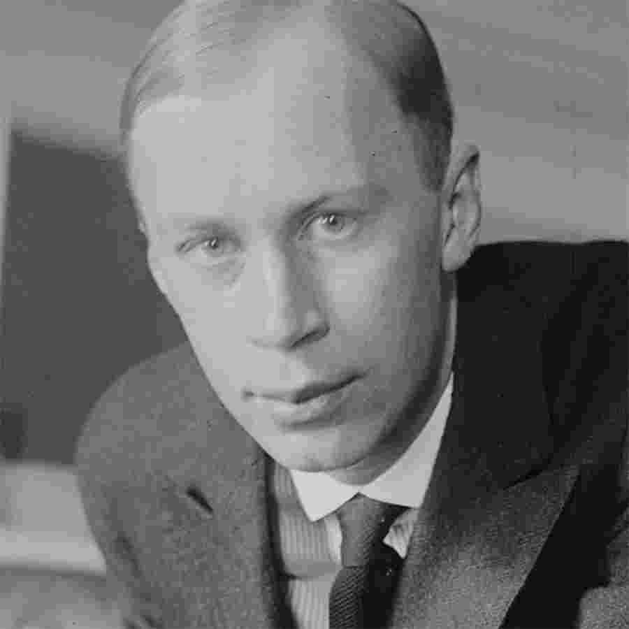 https://static.libsyn.com/p/assets/8/d/f/e/8dfe96d37a7122ac16c3140a3186d450/prokofiev-sergei.jpg