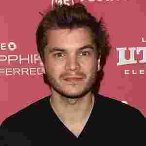 https://uinterview.com/wp-content/uploads/2022/10/news-emile-hirsch-c.jpg