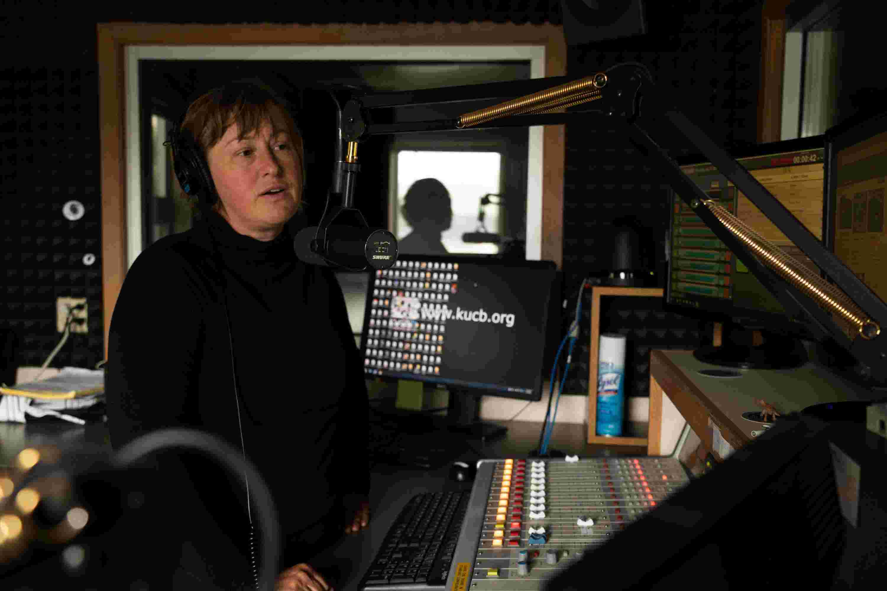 https://wordpress.wbur.org/wp-content/uploads/2025/08/Lauren_studio2025-lower-res-scaled.jpg