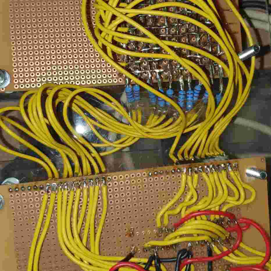https://www.freeskippers.at/files/2021/11/kabelwirrwarr.jpg