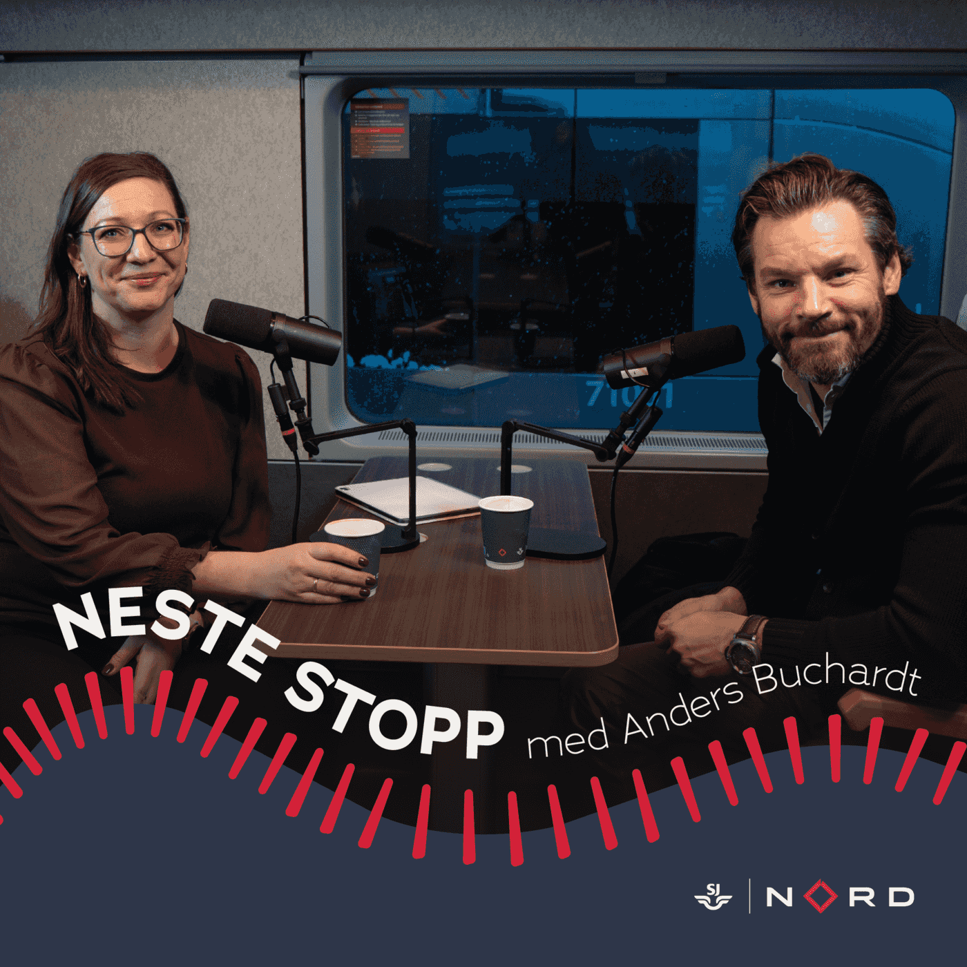 https://assets.pod.space/system/episodes/images/eb9/688/8d-/large/260106_SJ_Norge_Podkast_ep2-09.png